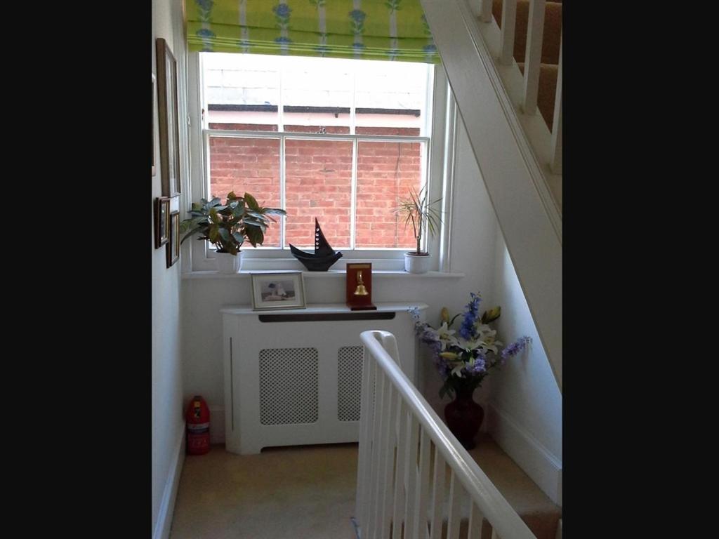 Bed and Breakfast Endeavour House Каус Экстерьер фото