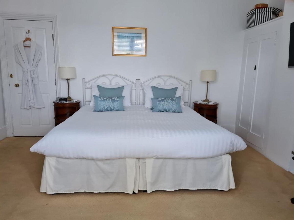 Bed and Breakfast Endeavour House Каус Экстерьер фото